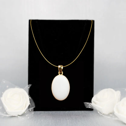 Golden Posh Oval Pendant with Breastmilk Jewelry Kit