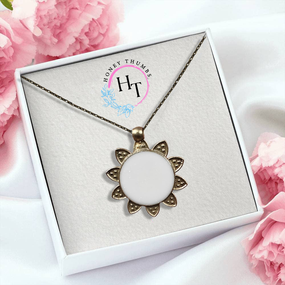 Vintage Flower Bloom Pendant with Breast Milk Jewelry Kit