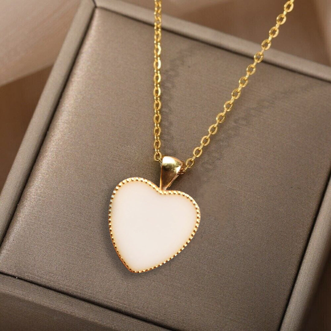 Golden Heart Royal Pendant with Breastmilk Jewelry Kit