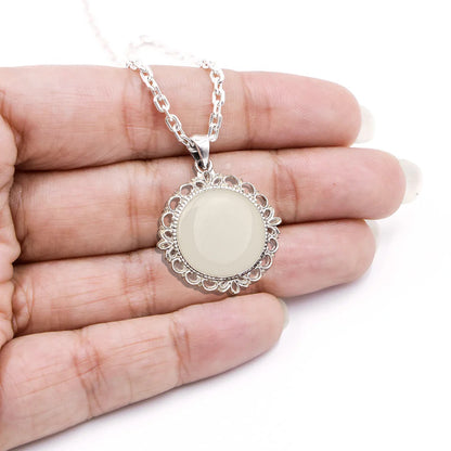 Silver Round Exclusive Pendant with Breastmilk Jewelry Kit